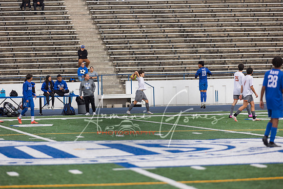 6E5A8697