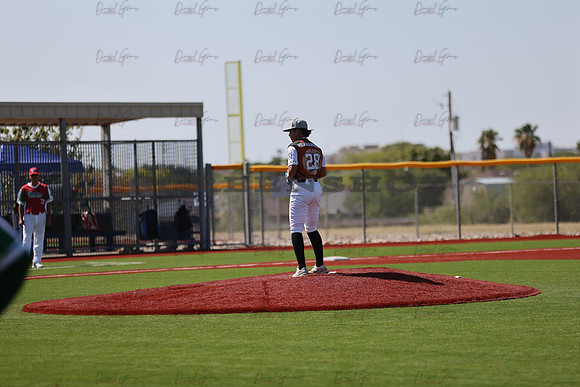 EO3A6504