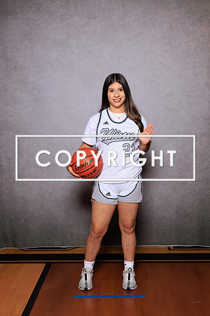 EO3A1019