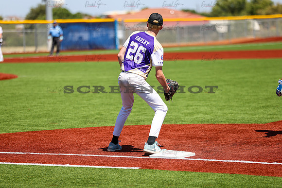 EO3A4448