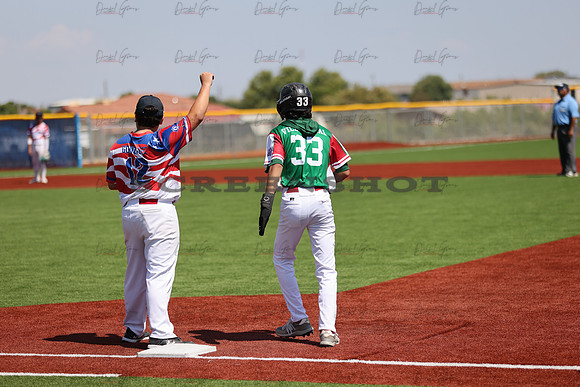 EO3A2624