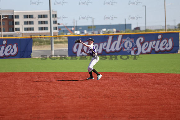 EO3A3436